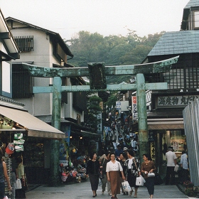 [青銅の鳥居]