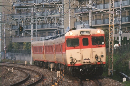 [キハ28]
