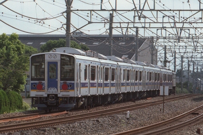 [IGR7600系と青い森701系]