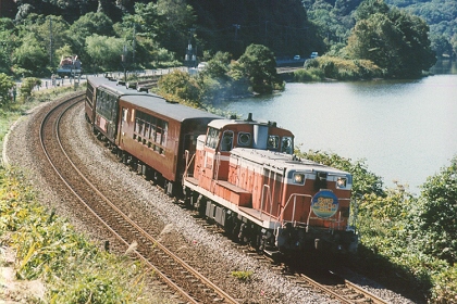 [駒ヶ岳バックの北斗]