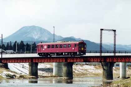 [くりはら田園鉄道]