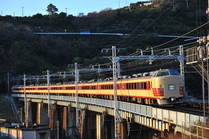 [成田山初詣伊東号回送]