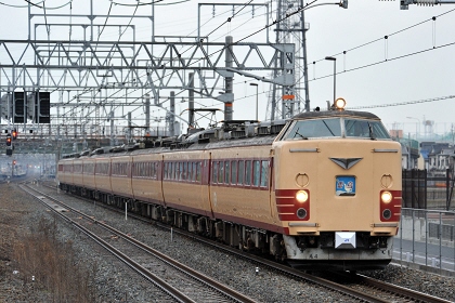 [雷鳥13号]
